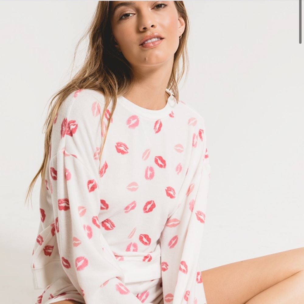 Z Supply Kissed Crew Pullover